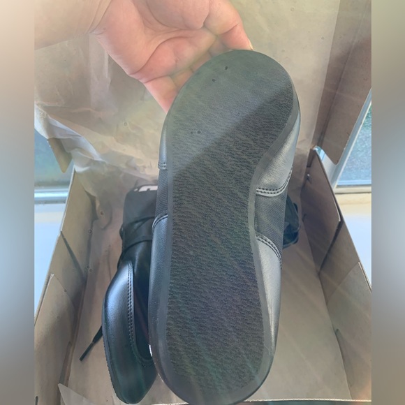 Title boxing shoes. Used once, like new - Picture 4 of 7